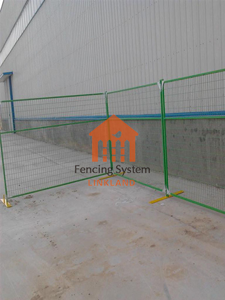 Canada temporary fence Solutions for Outdoor Retail Events and Trade Shows