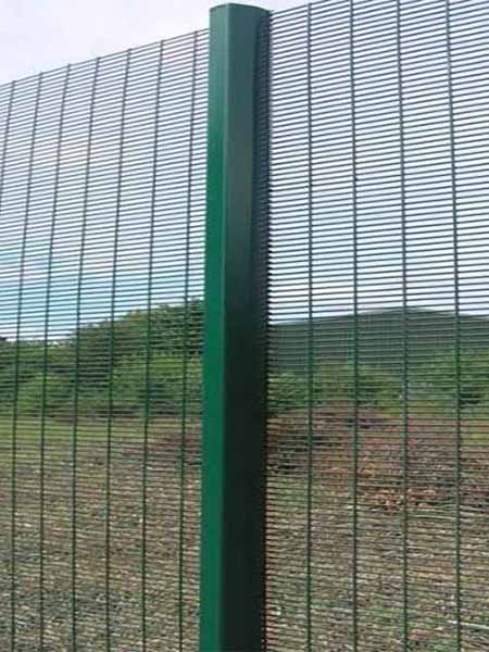 The Science Behind 358 Mesh Fence: A Detailed Analysis of Its Impenetrable Design