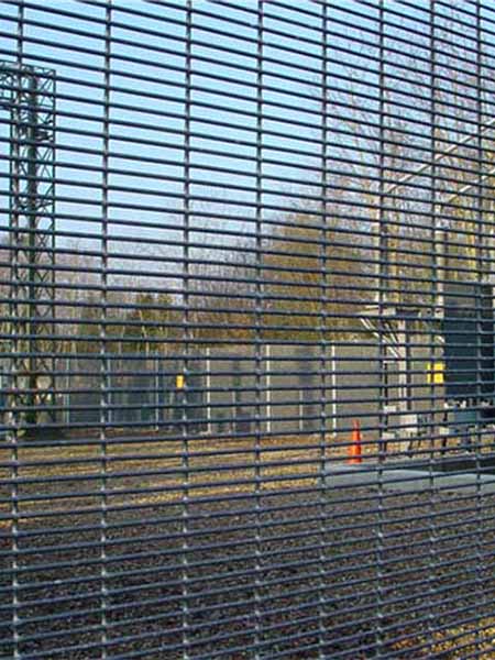 Case Study: How 358 Mesh Fence Revolutionized Prison Security Systems