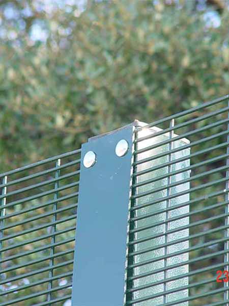 358 Mesh Fence: Beyond Expectations - A Customer-Centric Approach to Quality and Performance