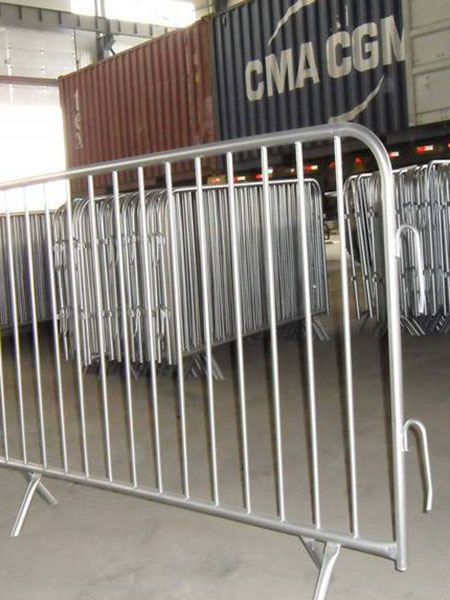 crowd barricade fencing